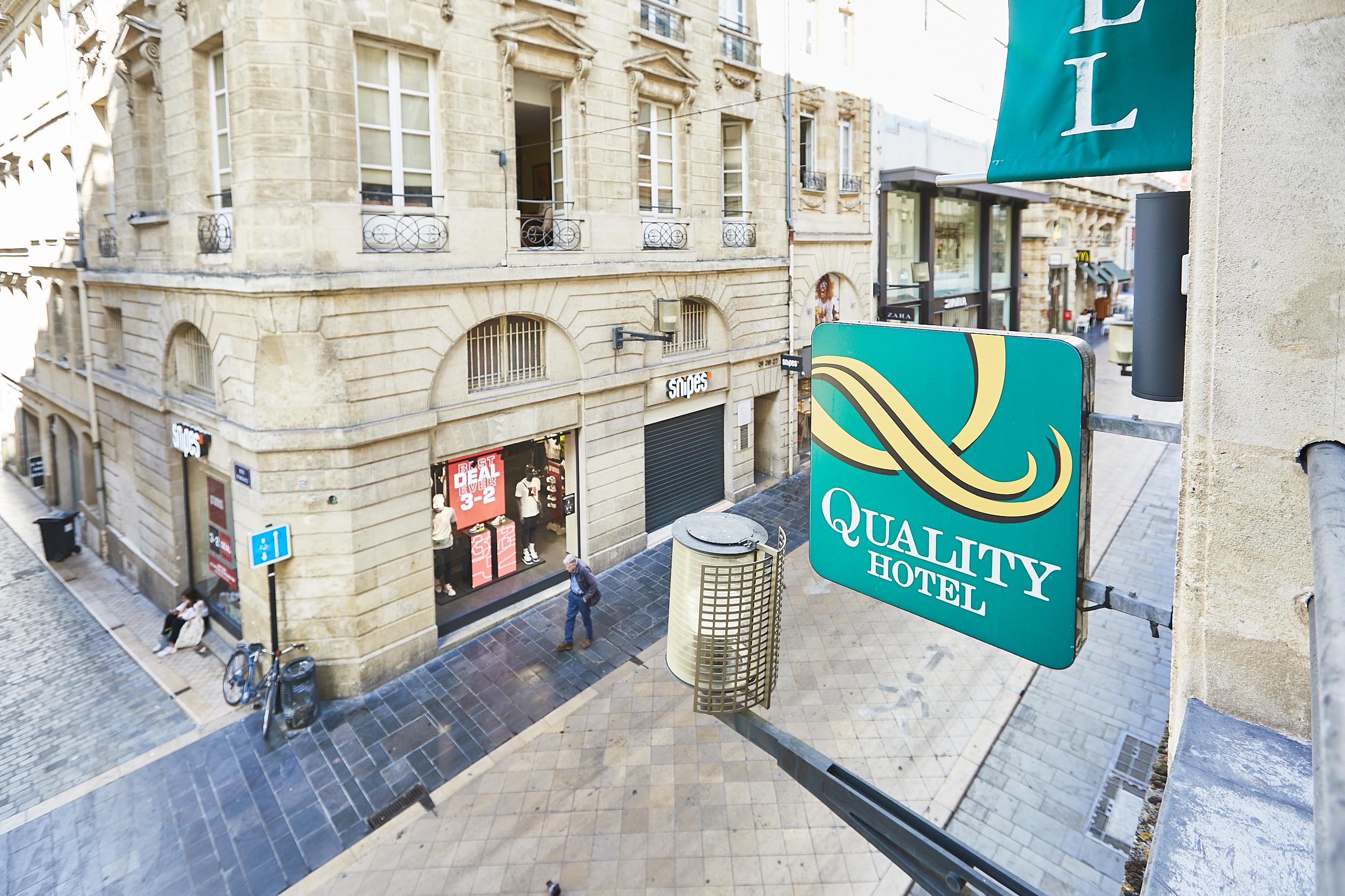 Quality Hotel Bordeaux Centre Esterno foto